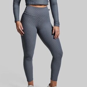 Born Primitive Summit High Rise Scrunch Butt Gray Leggings Size Medium